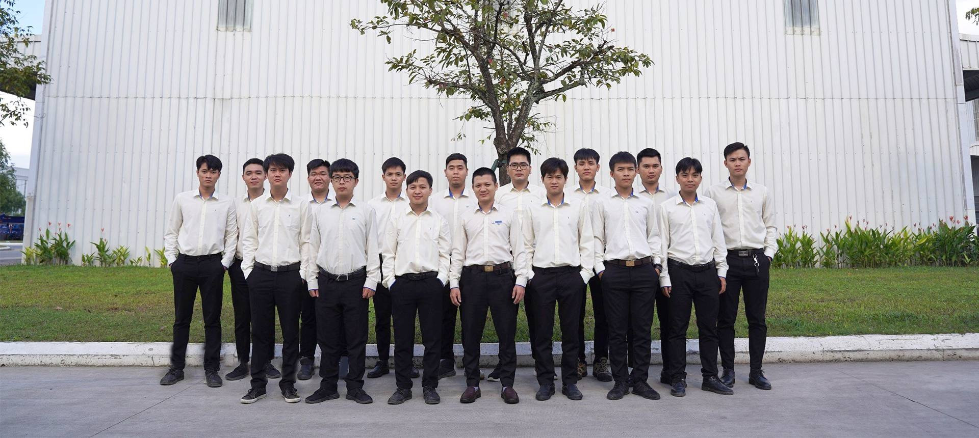 industries tri tue 8.jpg