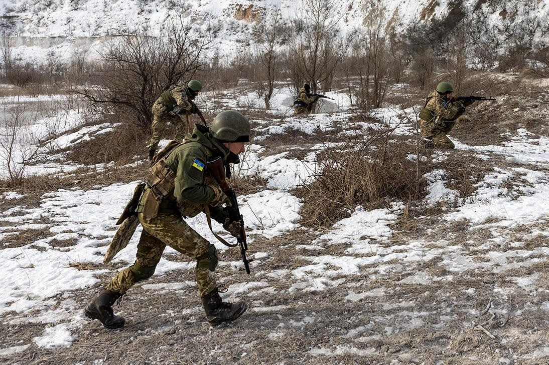 Mỹ muốn Kiev rút quân khỏi Kursk, Ukraine ưu đãi tình nguyện viên nước ngoài