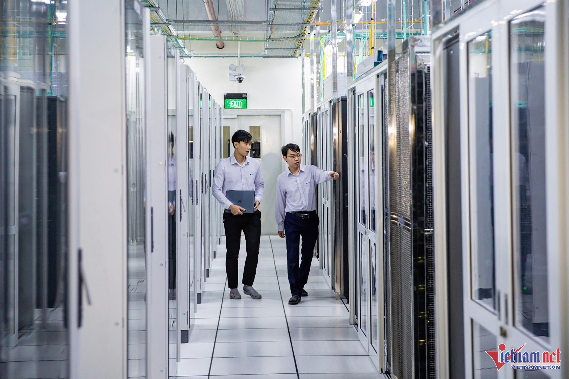 W-trung tam du lieu Ha Noi.jpg