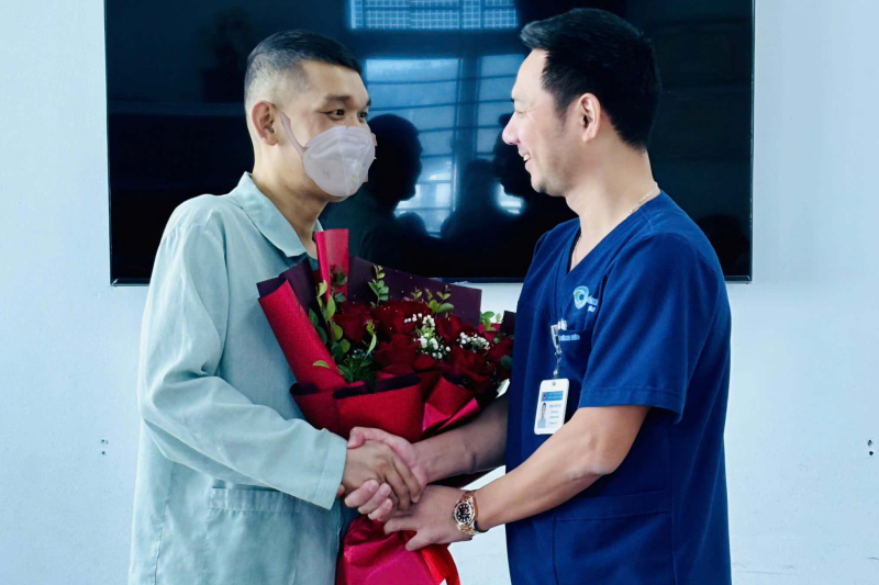 Lá gan người đàn ông bất ngờ ‘sống lại’ sau 5 tháng chờ tạng ghép