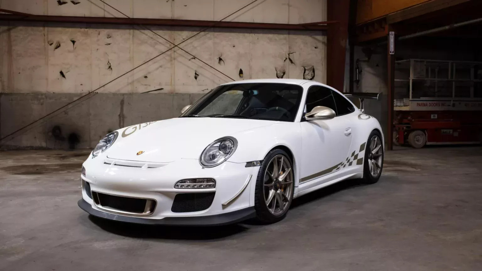 Porsche 911 GT3 RS 1.webp