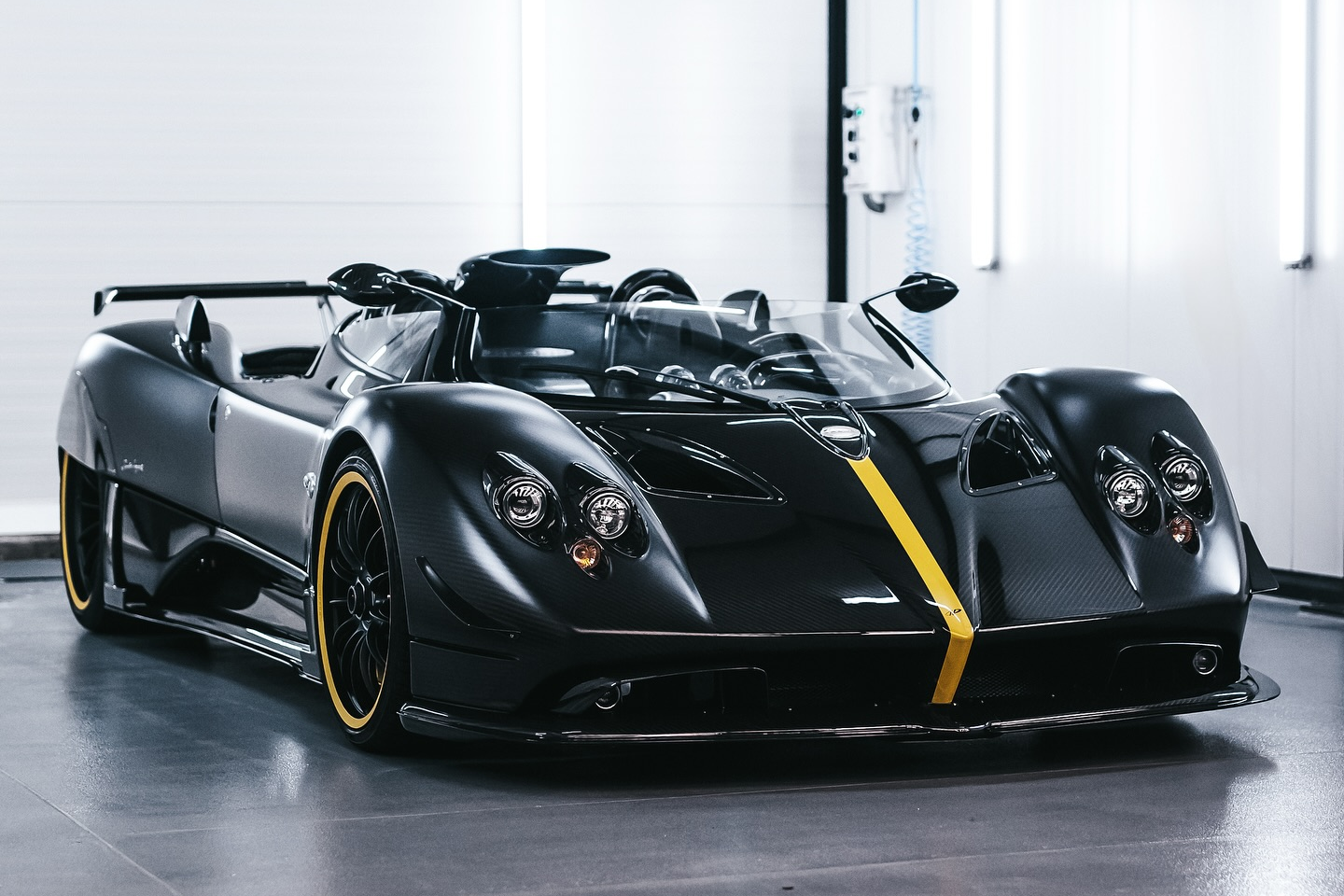 Pagani Zonda HP Barchetta 4.png