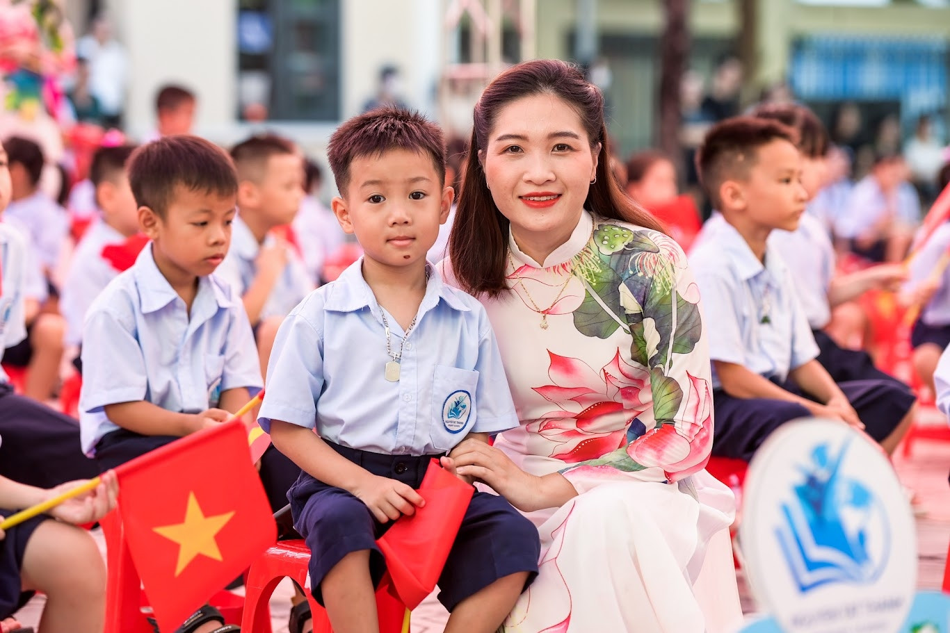 'Đừng chỉ yêu cầu học sinh ứng xử văn minh, thầy cô cũng cần tôn trọng học trò'