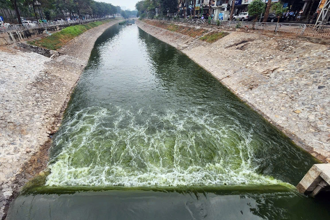 Giám đốc Sở Xây dựng Hà Nội nói về giải pháp làm sạch sông Tô Lịch nhanh nhất