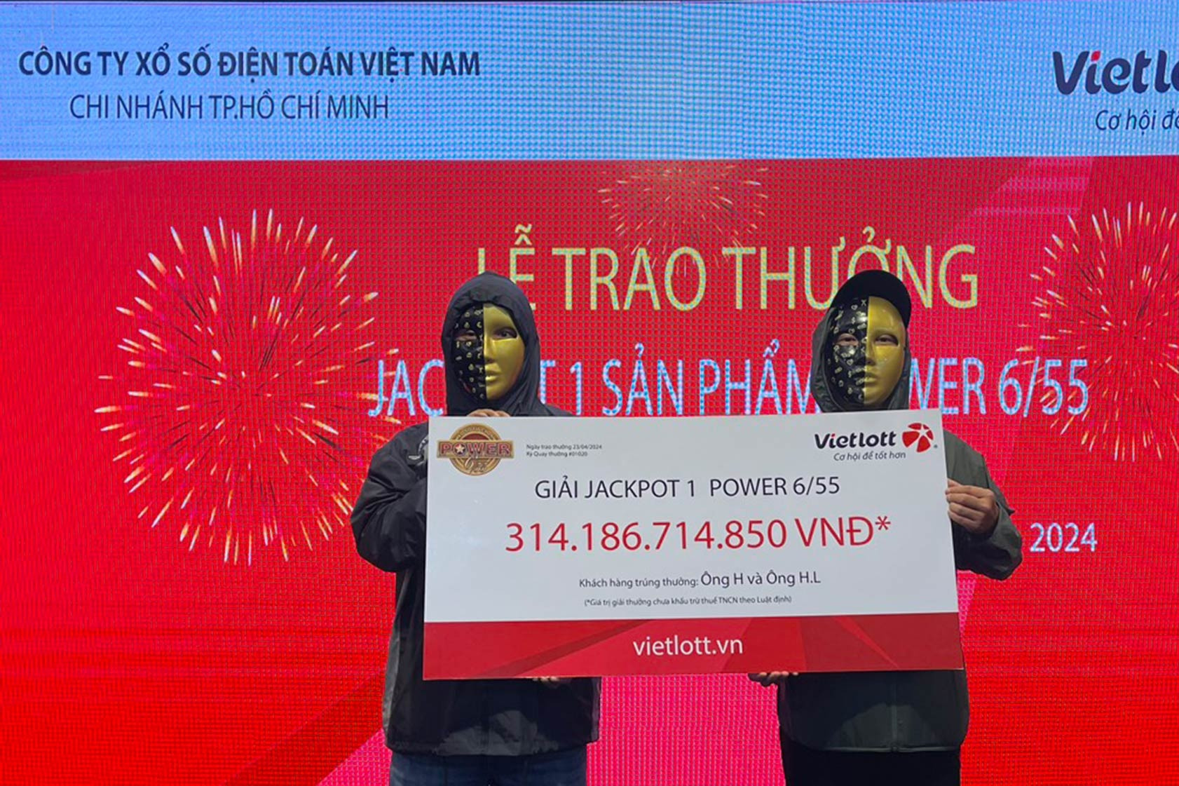 Những người trúng giải Vietlott giá trị cao nhất năm 2024