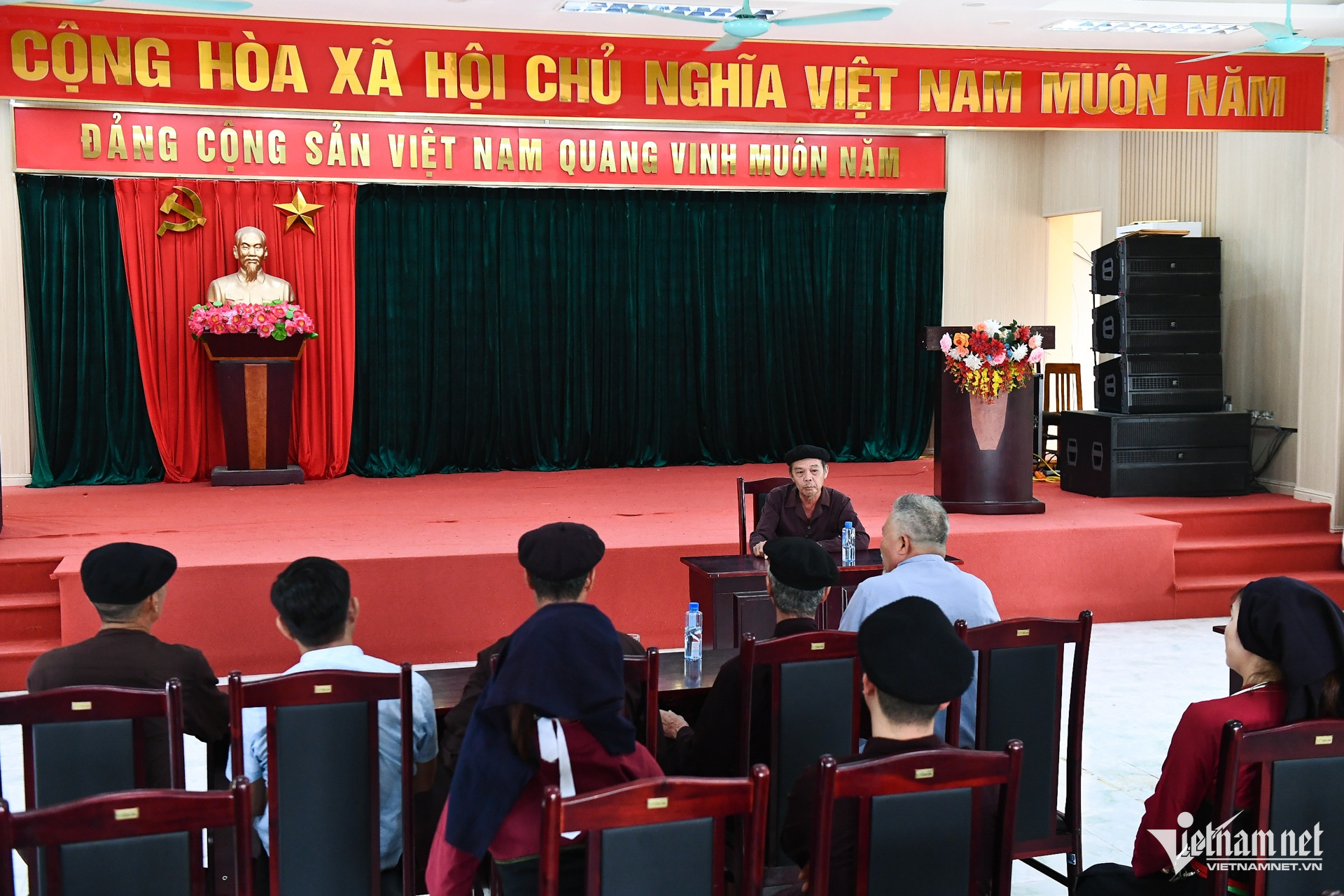 W-nong thon moi 5.jpg