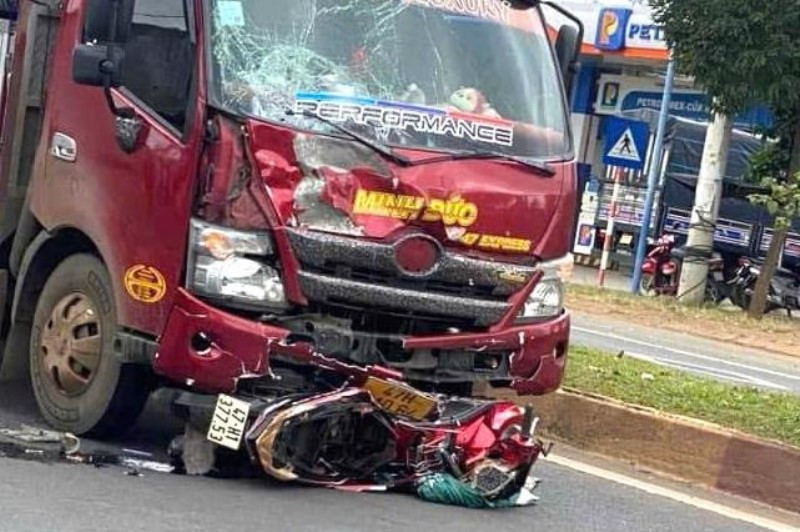 Tai nạn giao thông.jpg