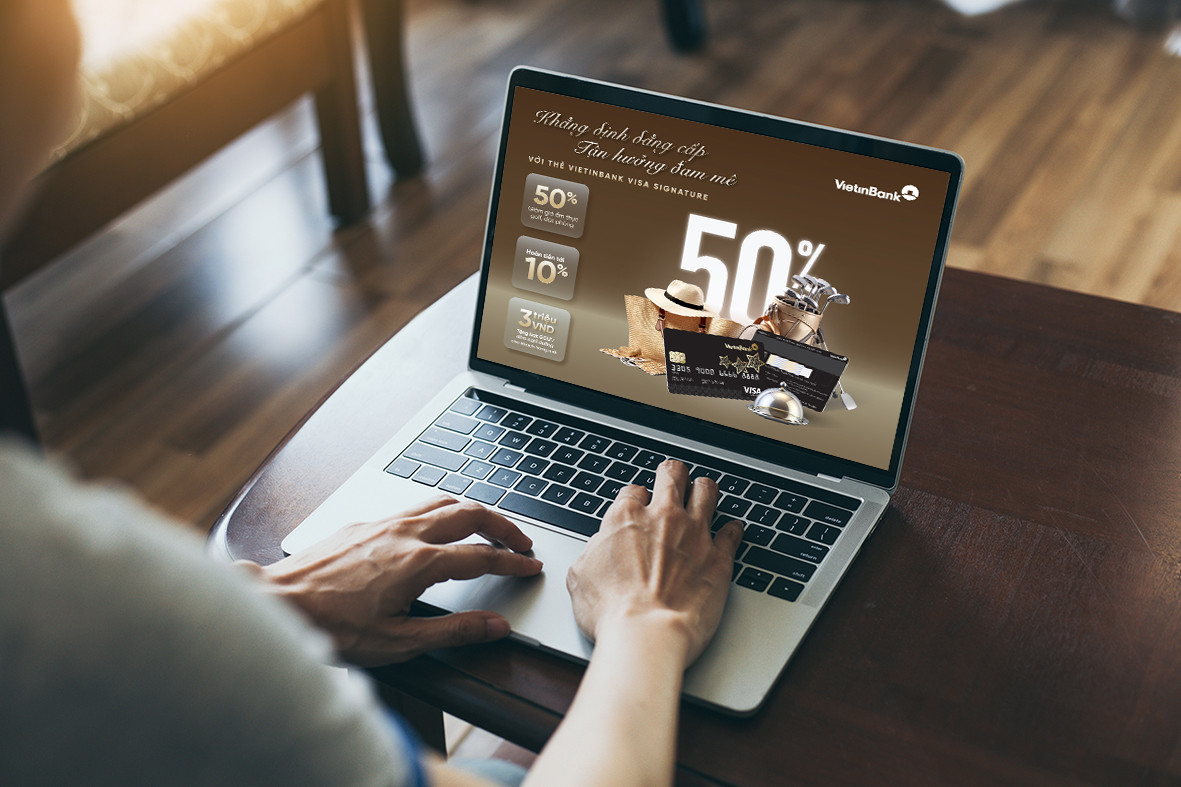 vnex_QC bao VISA signature.jpg