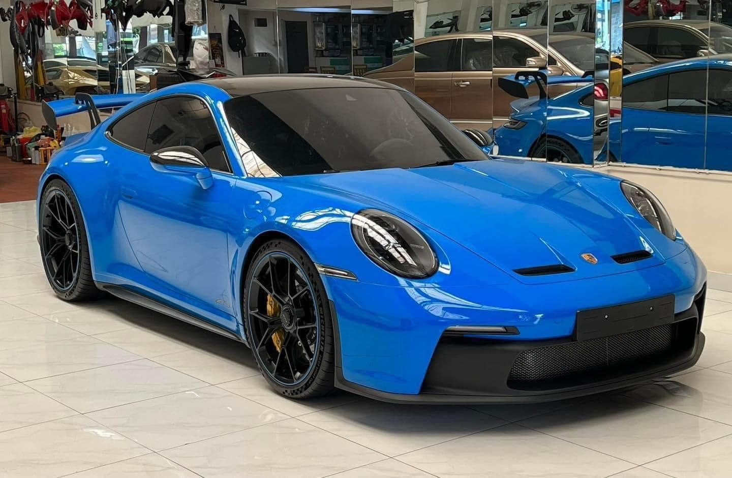 911 gt3 1.jpg