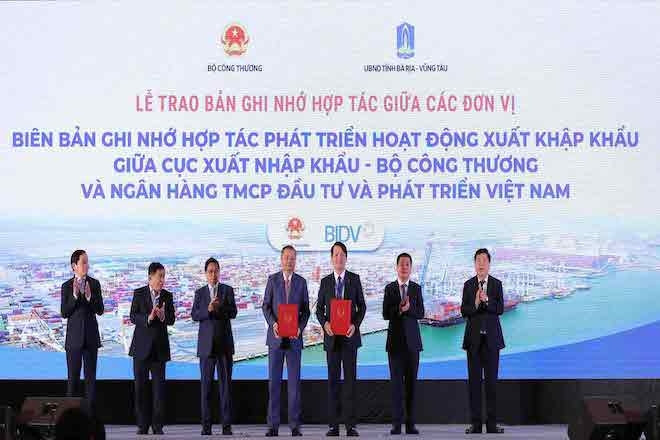 BIDV tăng cường hợp tác thúc đẩy hoạt động xuất nhập khẩu