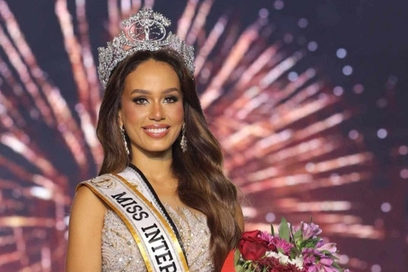 Tân Miss Intercontinental 2024 tỏa sáng với 7 đầm dạ hội của NTK Việt Nam