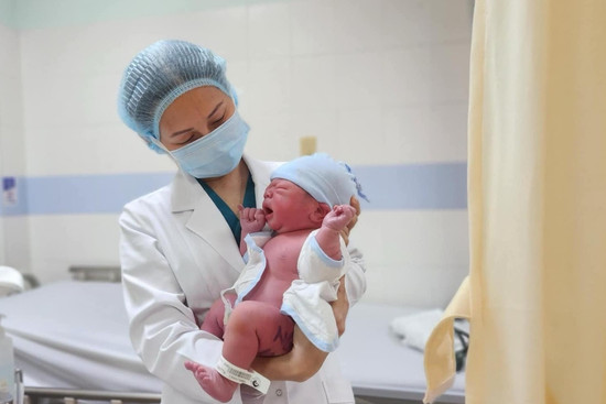 TPHCM hỗ trợ 3 triệu đồng cho phụ nữ sinh đủ 2 con trước 35 tuổi