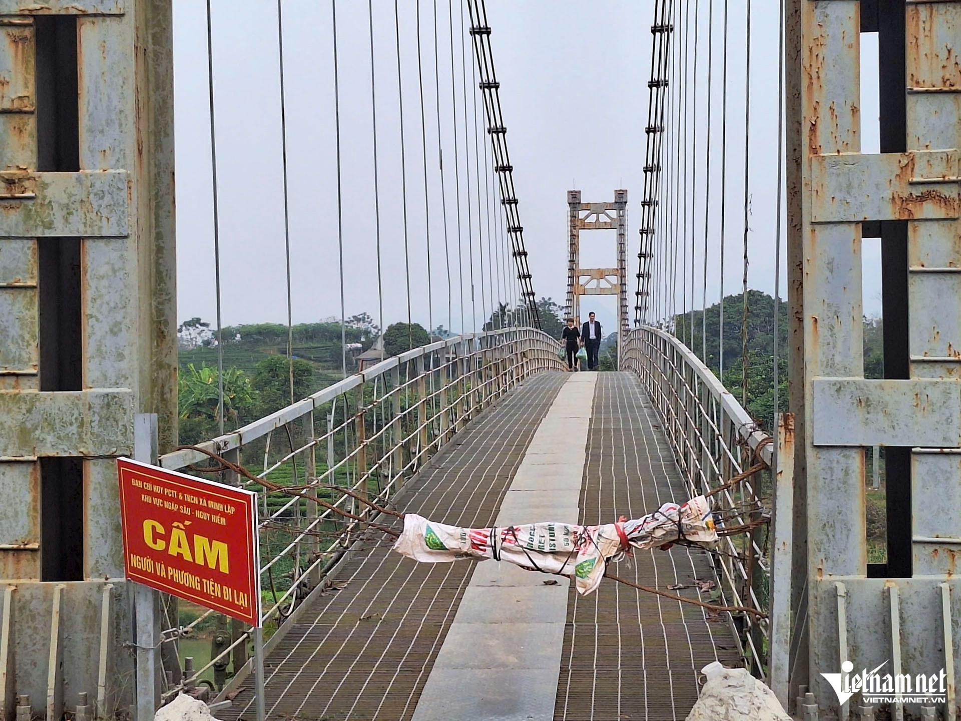 W-cầu treo thác nhật_3.JPG.jpg