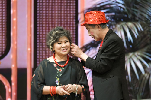 NSND Thanh Hoa khoe giọng hát ấn tượng ở tuổi 74, tiết lộ nhiều bí mật cuộc đời