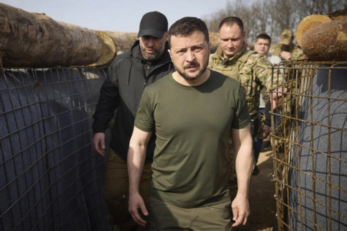 Tổng thống Ukraine sa thải trưởng nhóm vệ sĩ