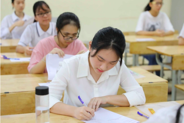 Top 10 trường có tỷ lệ chọi cao nhất thi vào lớp 10 ở Hà Nội năm 2024