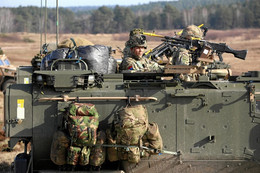 Ukraine không yêu cầu NATO điều quân, sa thải chỉ huy lực lượng đặc nhiệm