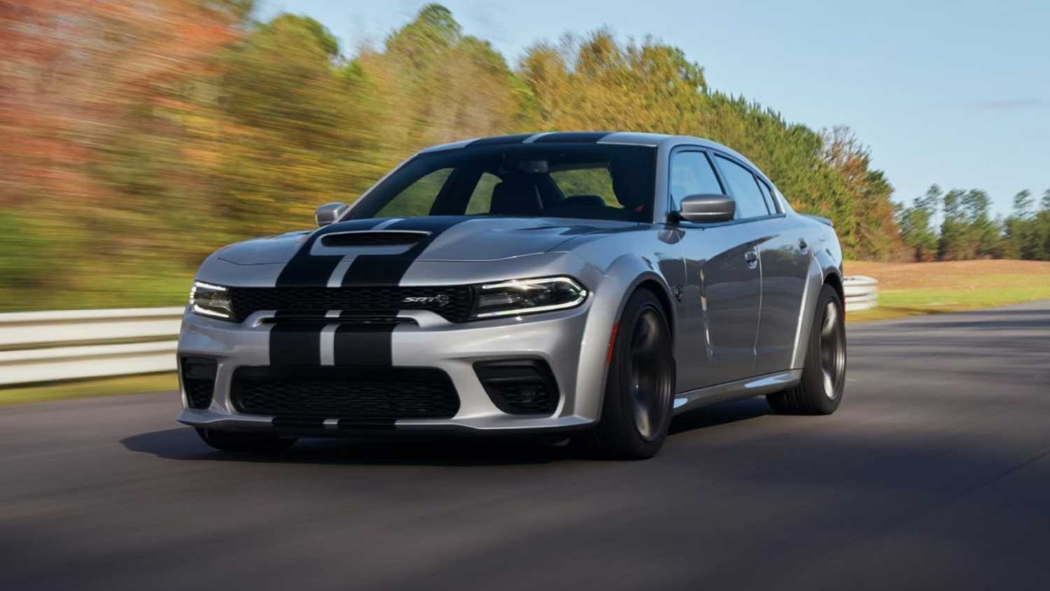 8.dodge charger srt hellcat r.jpeg