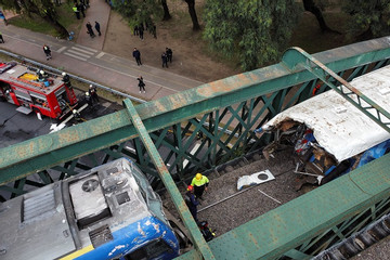 Hiện trường vụ tai nạn tàu hỏa khiến 90 người bị thương ở Argentina