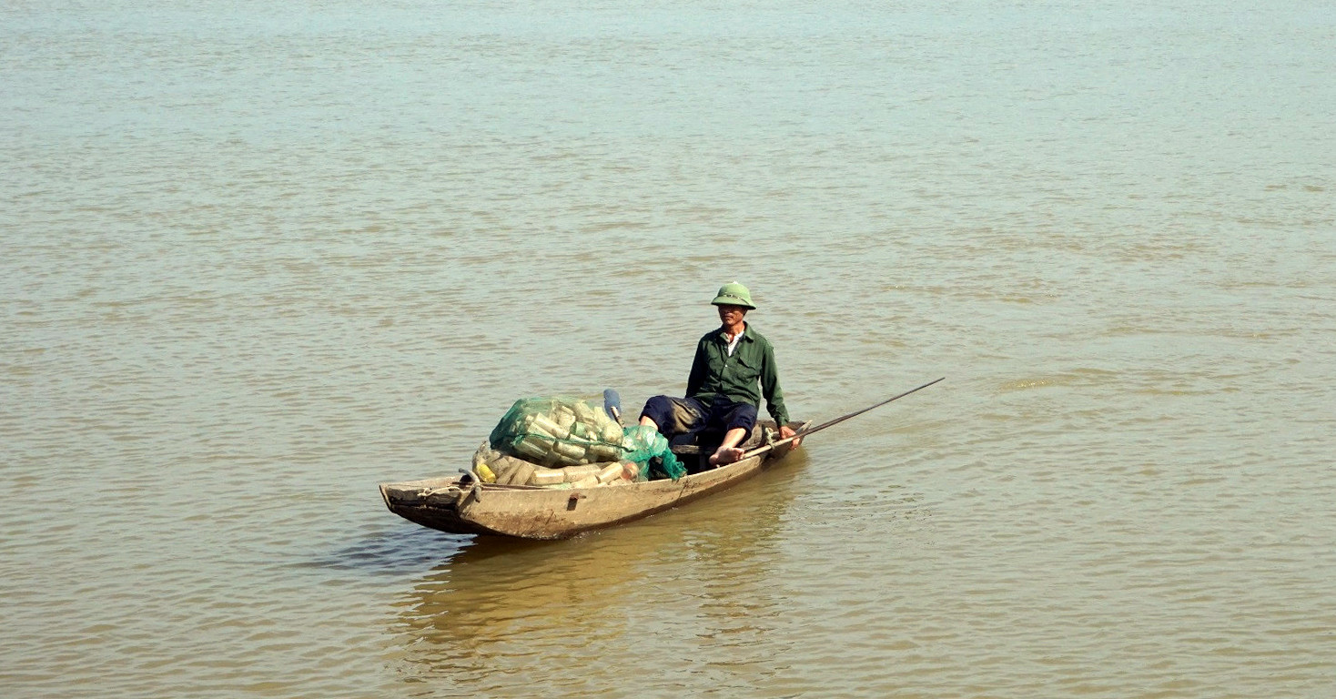 Làng tôi nằm dưới đáy sông Lam