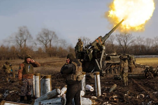 Mỹ nói Nga chuẩn bị tấn công tổng lực ở Kharkiv, chuyển thêm vũ khí cho Ukraine