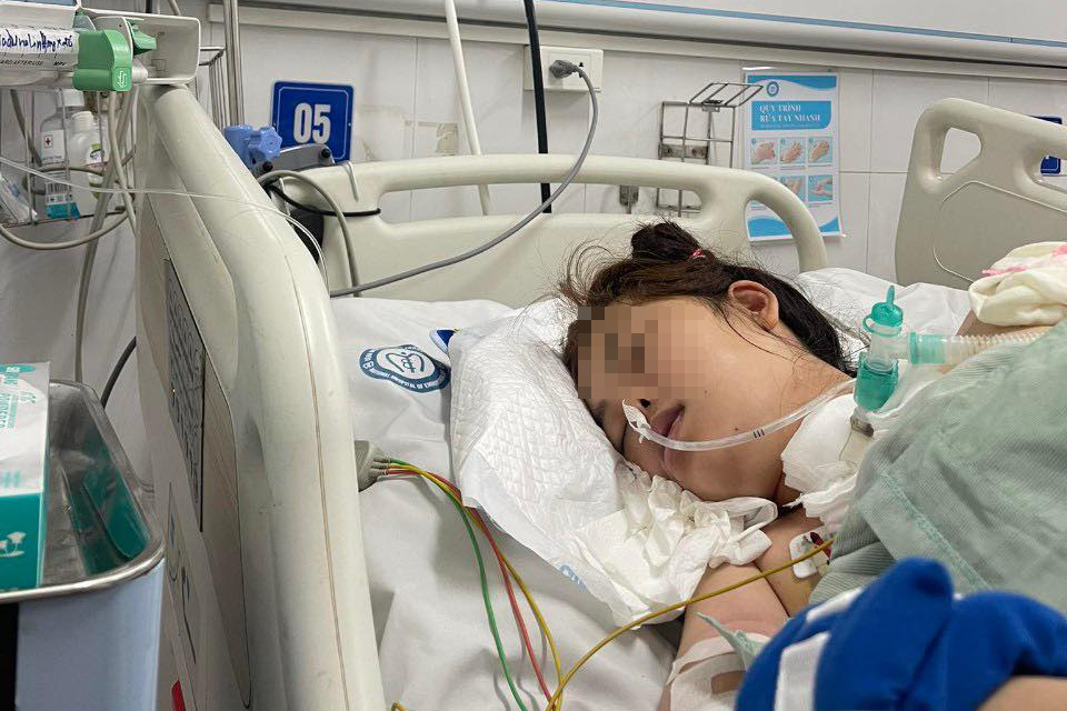 Nữ bác sĩ 33 tuổi đột ngột co giật, hôn mê khi chuẩn bị quay lại bệnh viện trực