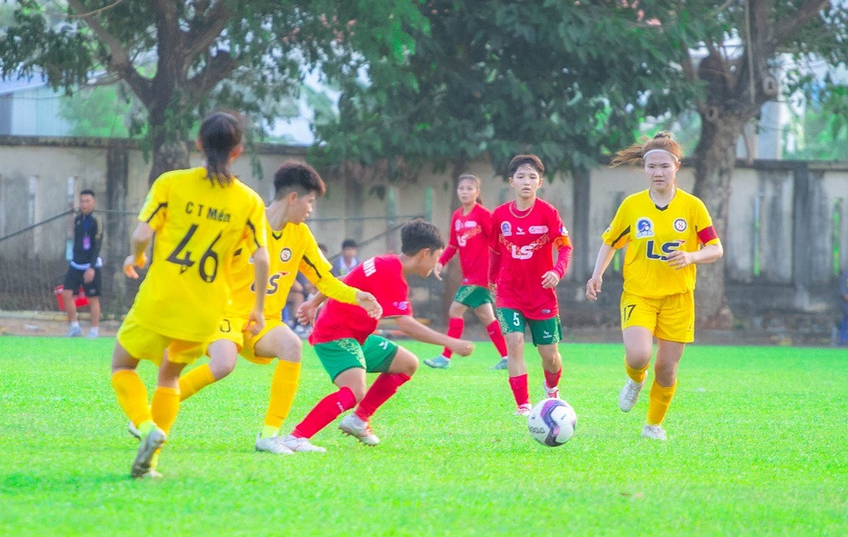 TPHCM II ao do Son La.jpg