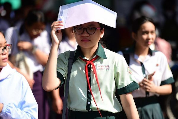 Xôn xao với lá đơn 'mẫu', ép học sinh không dự thi lớp 10 ở TP.HCM