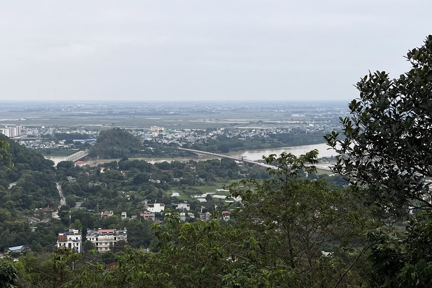 cau ham rong va cau hoang long song song tren ha luu song ma doan chay qua tp thanh hoa anh xuan thuy 685.jpg