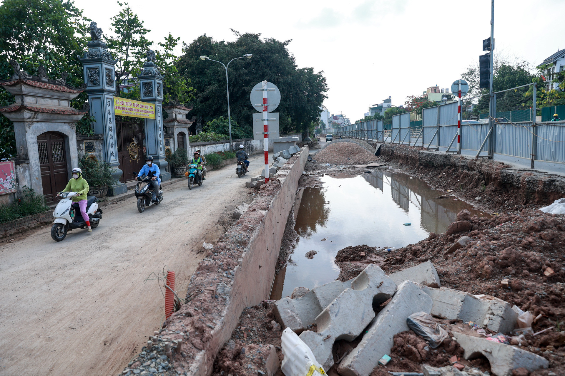 Người dân trông ngóng dự án mở rộng tuyến đường Âu Cơ - Nghi Tàm về đích