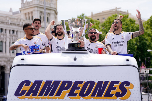 Real Madrid tưng bừng mừng danh hiệu La Liga 36, Mbappe sốt ruột