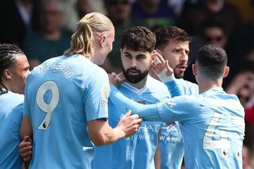 Sao Man City ghi điểm mạnh khi… từ chối lập kỷ lục Ngoại hạng Anh