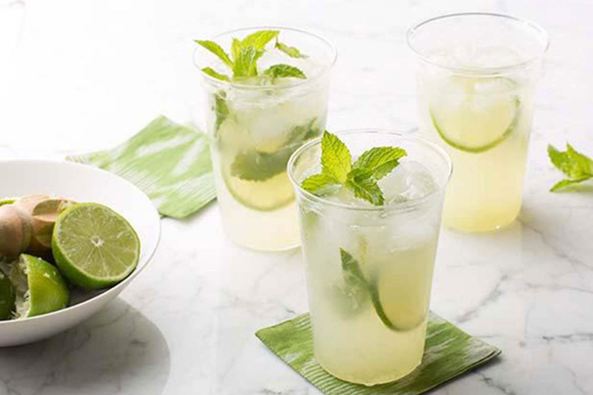 Cách làm mojito chanh bạc hà giải nhiệt ngày hè