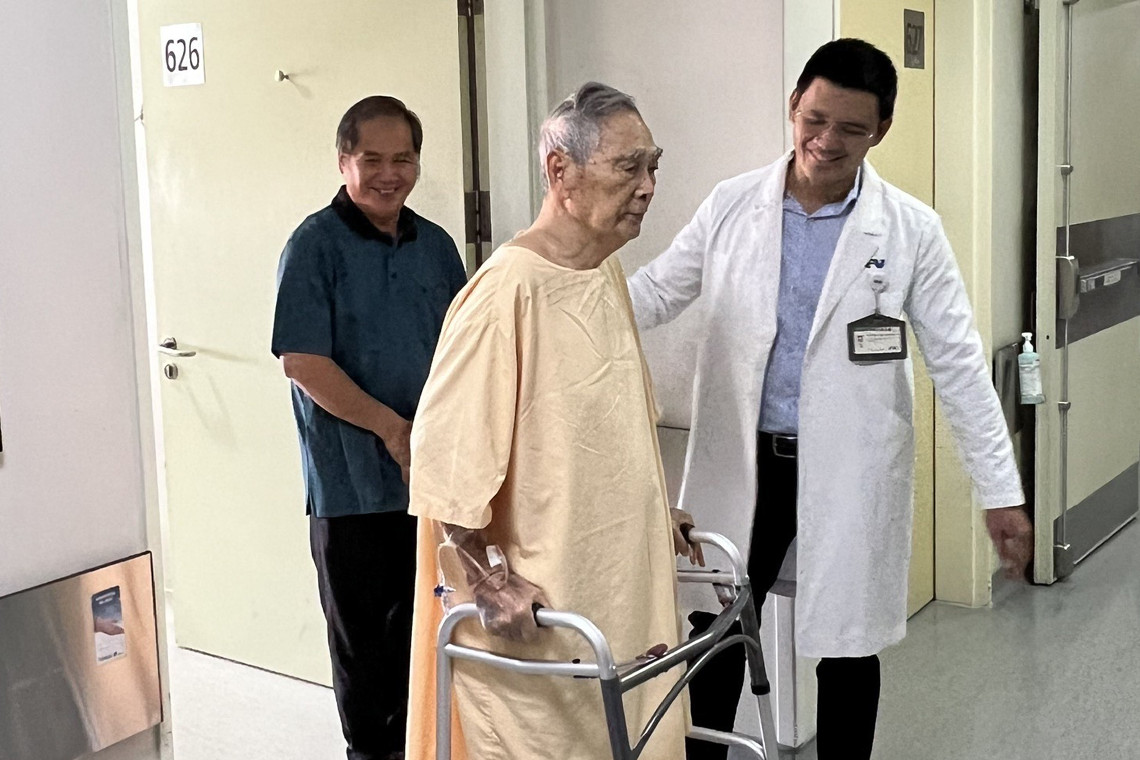 Cụ ông 102 tuổi gãy cổ xương đùi hồi phục kỳ diệu
