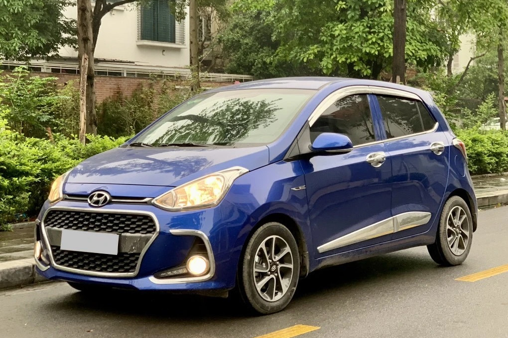 Hyundai Grand i10 cũ chạy 3 năm lỗ ngang chiếc SH, chạy dịch vụ có nên mua?