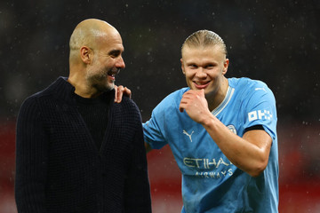 Pep Guardiola lệnh Man City thắng Tottenham, chặn Arsenal lấy cúp