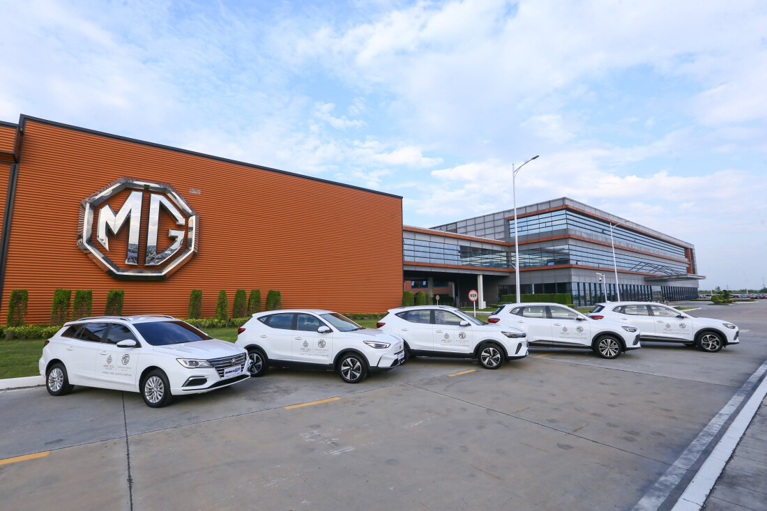 2. Picture 2.jpg
