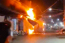 Đồng Nai: Cháy lớn kèm tiếng nổ tại 2 gian hàng trước nhà văn hóa khu phố