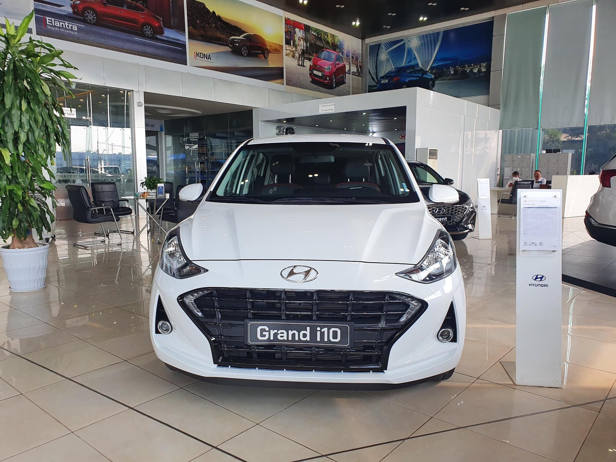 hyundai grand i10.jpg