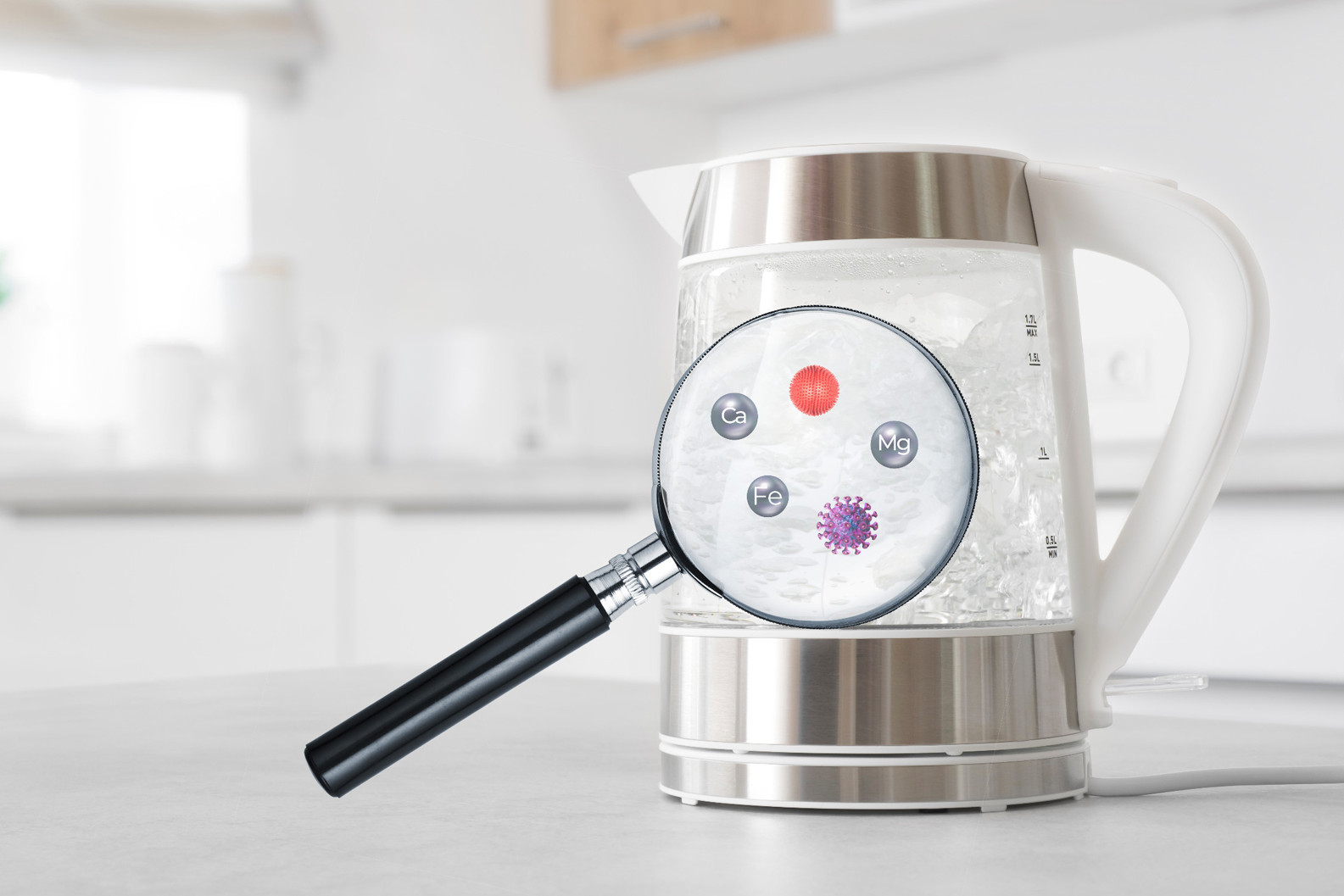 Chuyên gia lưu ý: Nước trong chưa chắc đã sạch và an toàn để uống