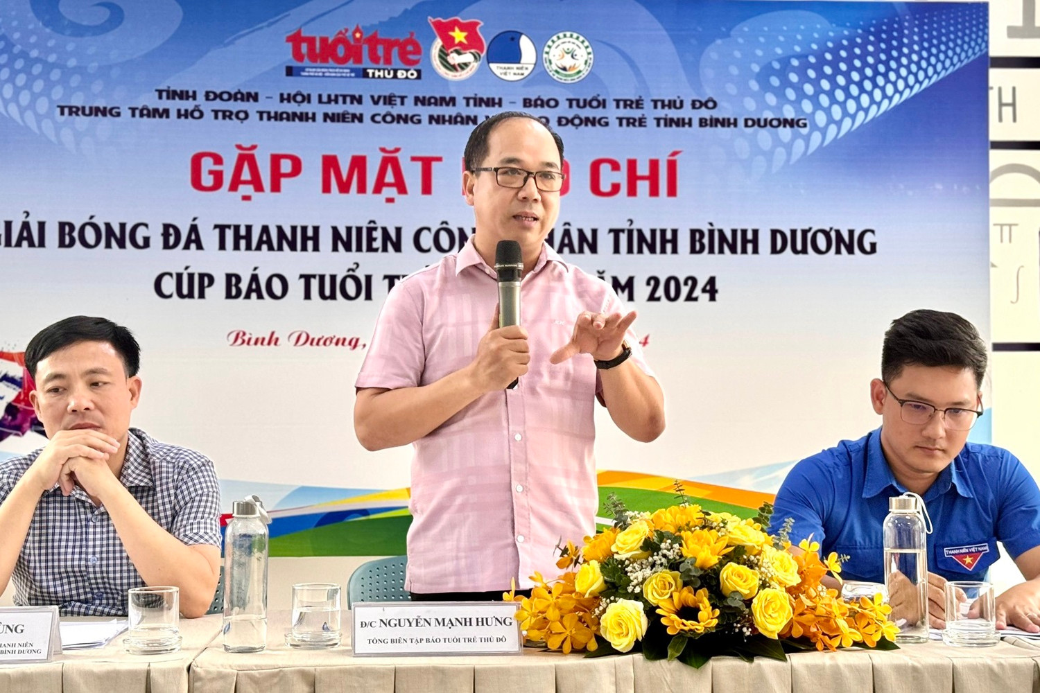 20 đội bóng công nhân tranh tài ở Cúp báo Tuổi trẻ Thủ Đô 2024