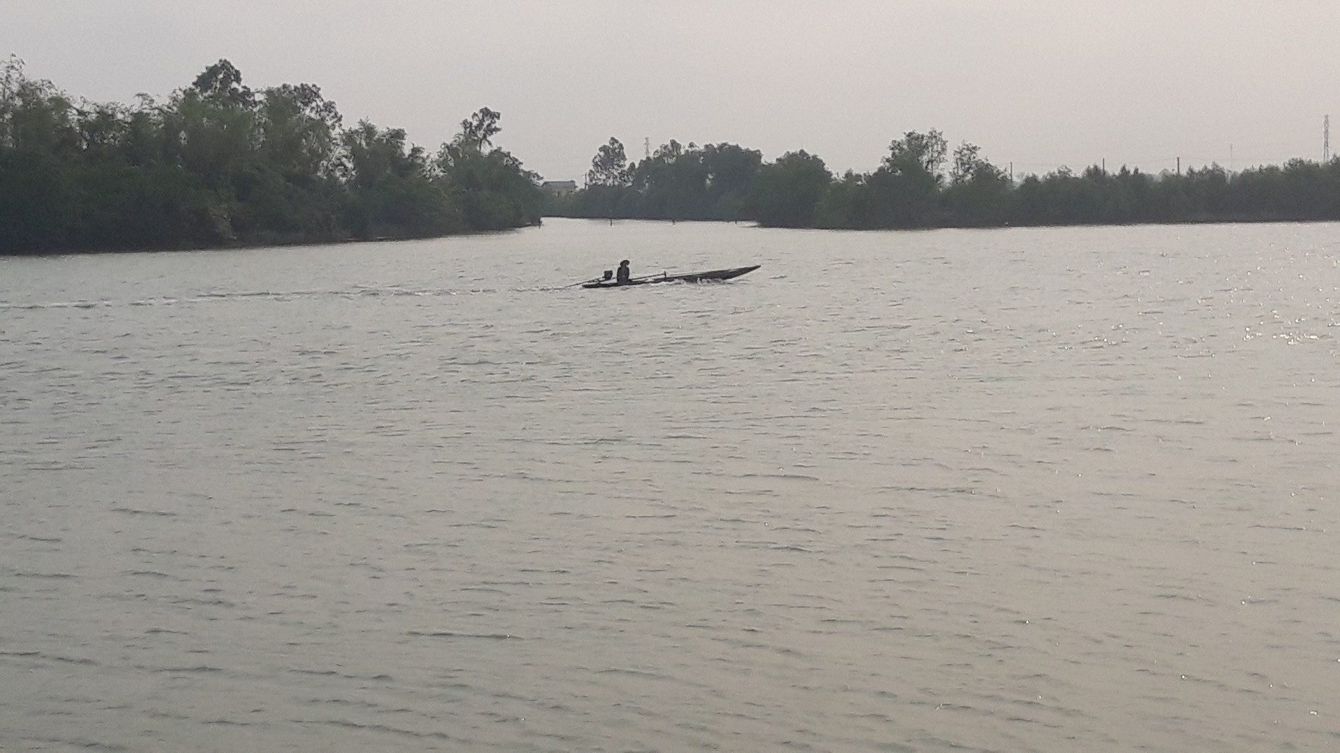 Ngã ba sông, đoạn cuối sông Cánh Hòm đổ ra sông Hiền Lương, ảnh PXD.jpg