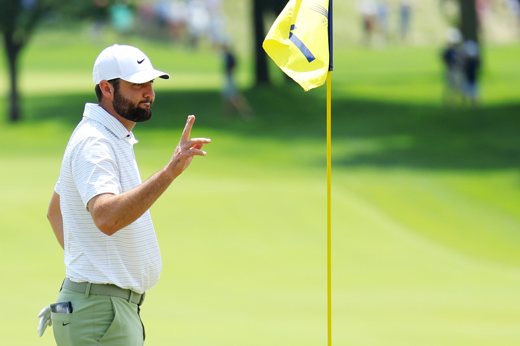 Scottie Scheffler PGA Championship eagle.jpg