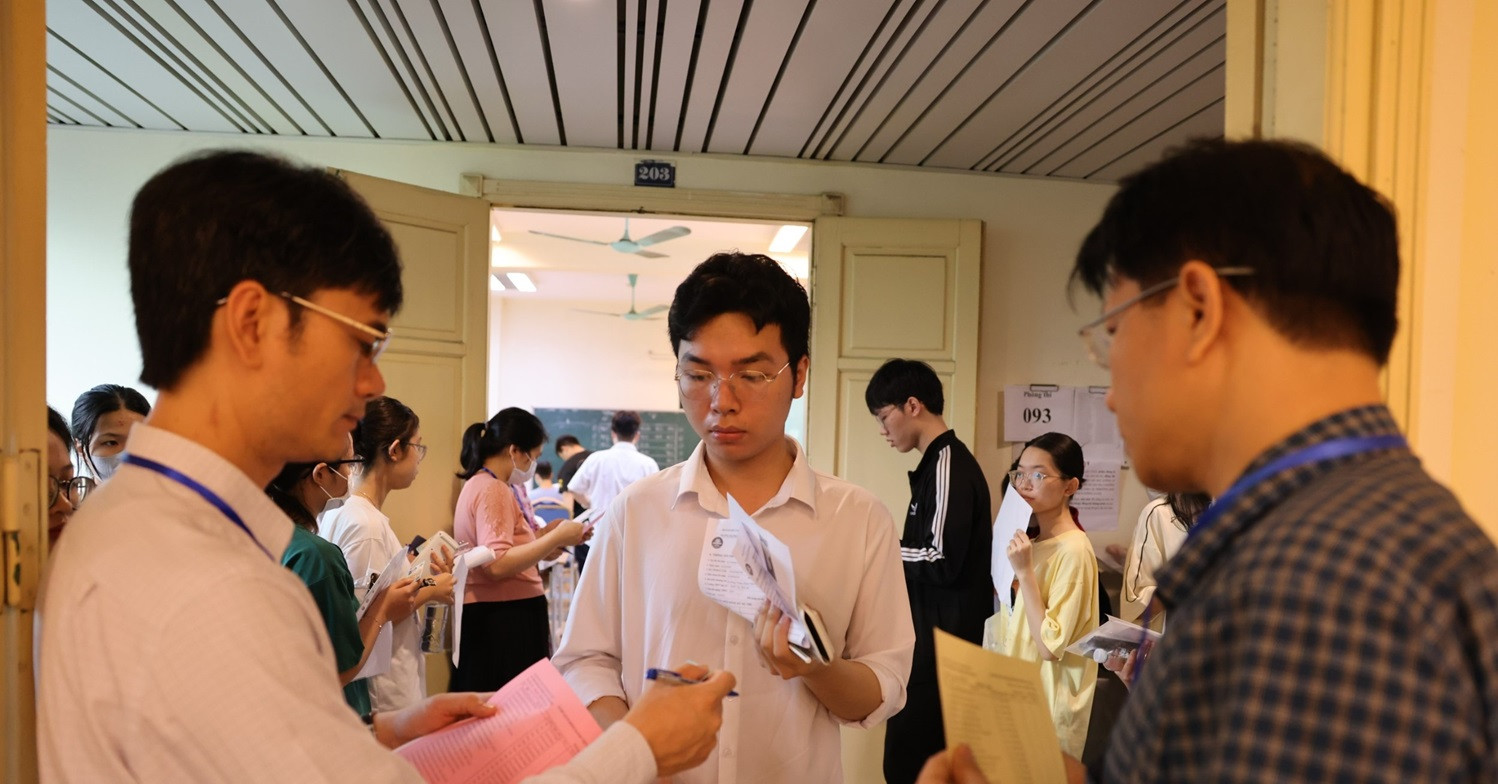 Thủ tướng yêu cầu Bộ GD-ĐT đảm bảo đề thi tốt nghiệp THPT chất lượng, chính xác