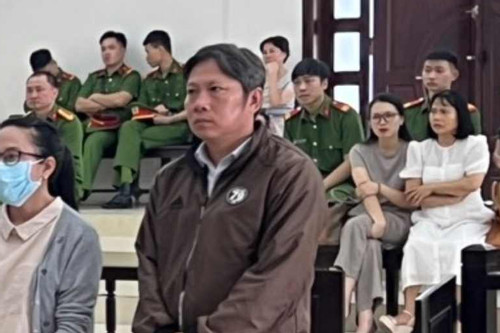 Vụ Việt Á: Vì sao cựu cán bộ CDC Bình Dương được miễn trách nhiệm hình sự?