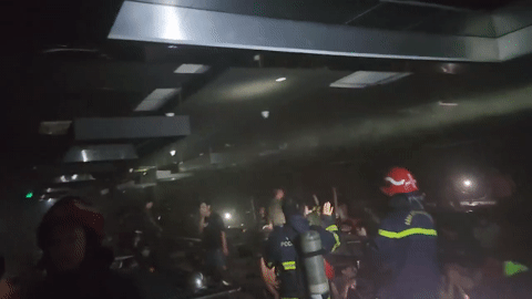 Bản tin trưa 18/5: Giải cứu hơn 50 người vụ cháy tòa nhà tổ hợp giải trí Hà Nội