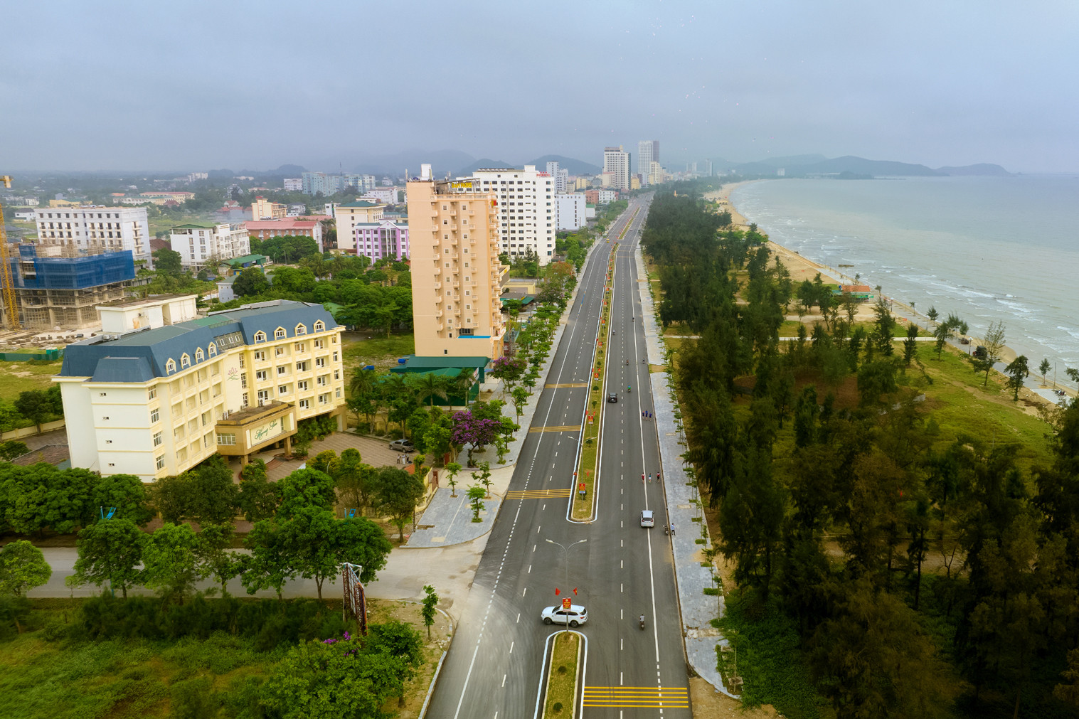 Hành trình về Làng Sen 2024: 'Săn' bình minh cực đẹp tại Cửa Lò