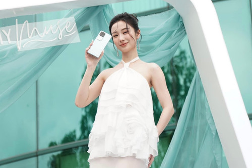 Smartphone Samsung giảm hơn 10 triệu đồng, vivo V30 Series ra mắt tại Việt Nam