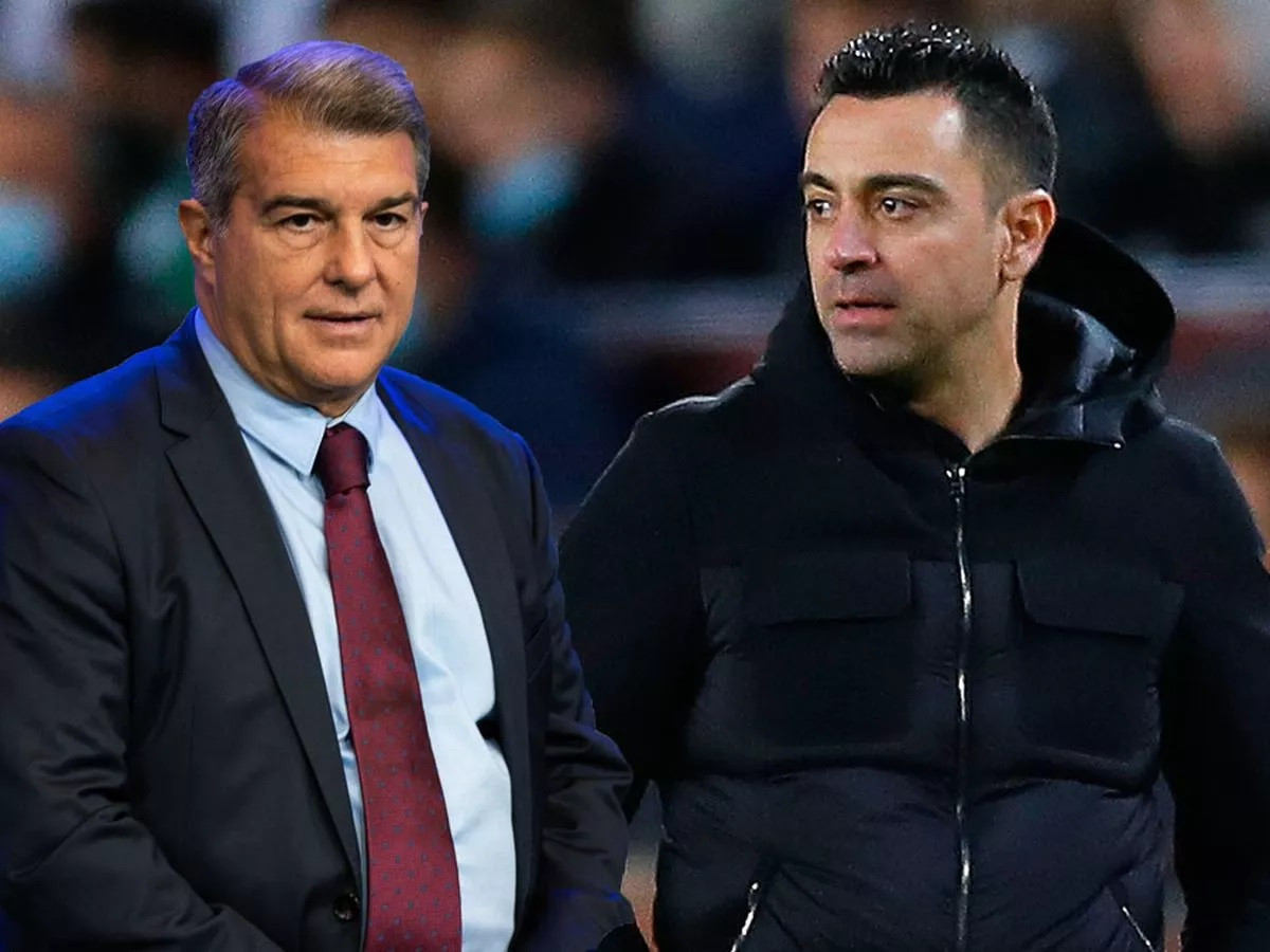 Xavi Joan Laporta.jpg