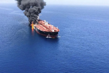Houthi bị tố tấn công tàu ở Biển Đỏ, giới lãnh đạo Israel tranh cãi về Gaza